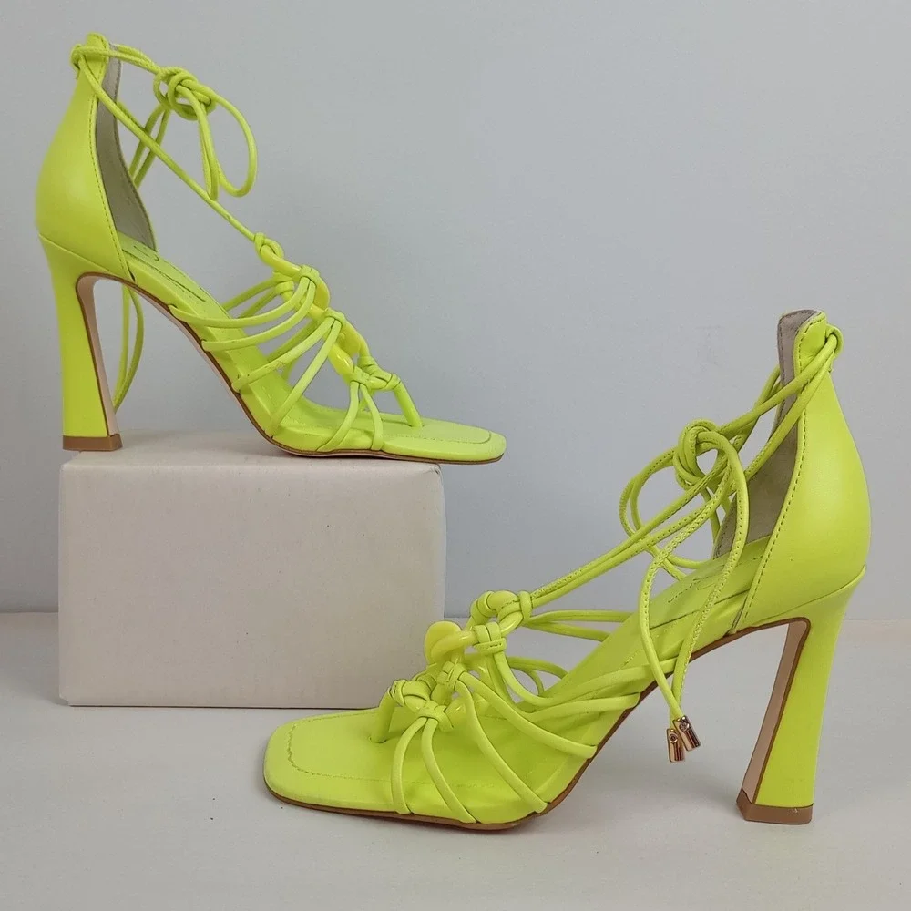 Jessica Simpson Womens 6 Neon Yellow Lace Up Strappy Chain Heel Achaia Sandals